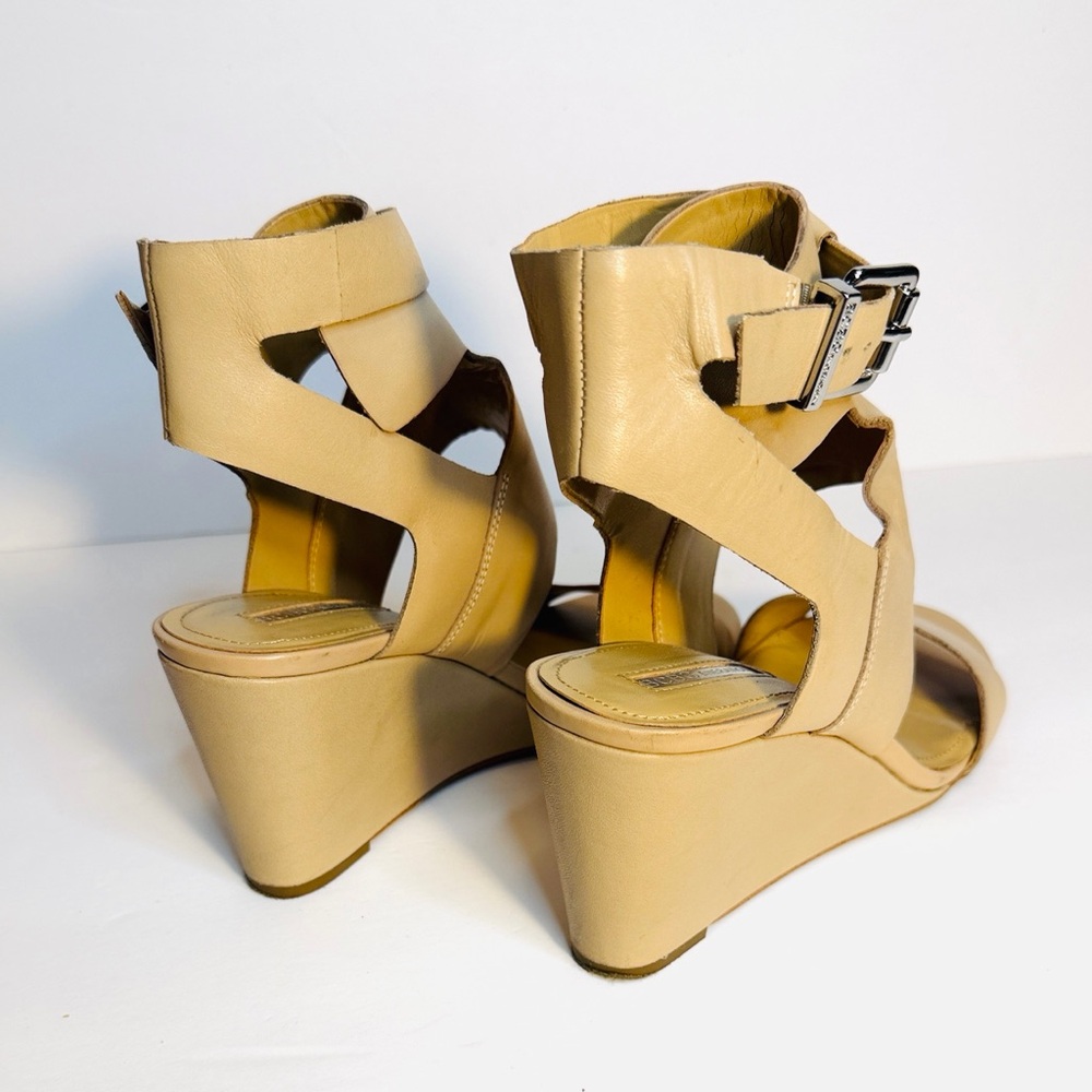 BCBG Beige Women's Sandals with Sporty Ankle Strap wrap with Silver Buckle 8M